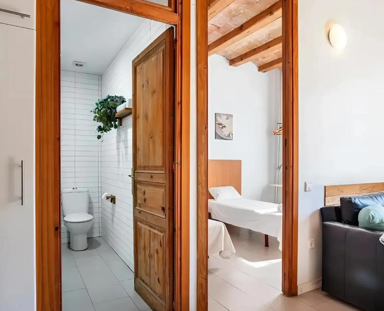 Mooeve Sant Antoni Apartment Barcelona 0*,