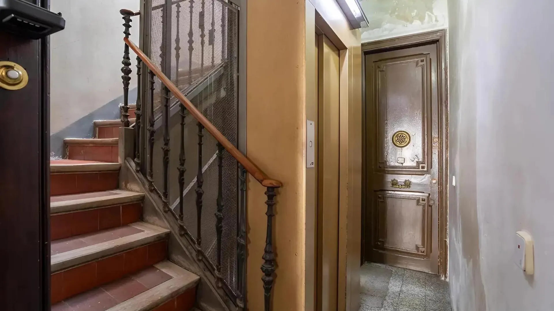 Mooeve Sant Antoni Apartment Barcelona
