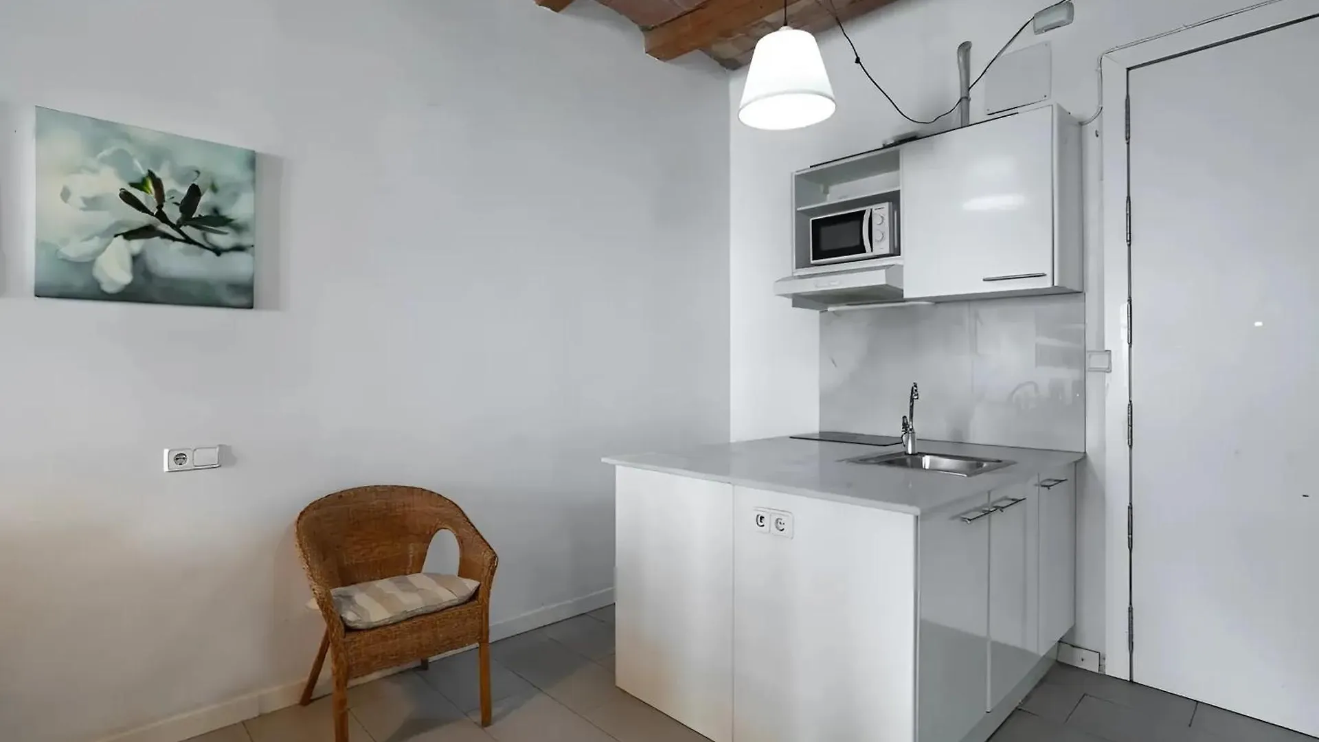 Mooeve Sant Antoni Apartment Barcelona