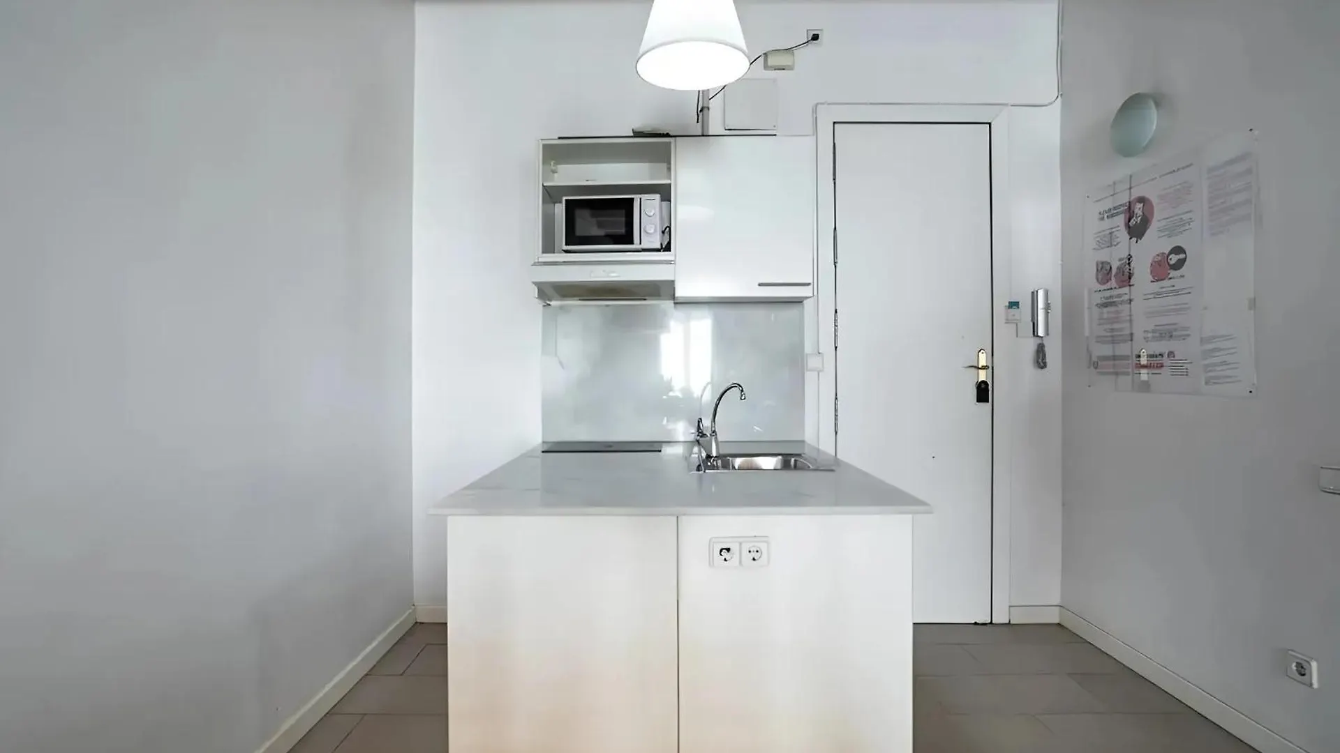 Mooeve Sant Antoni Apartment Barcelona