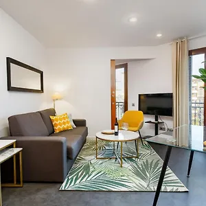 Center-eixample Apartment