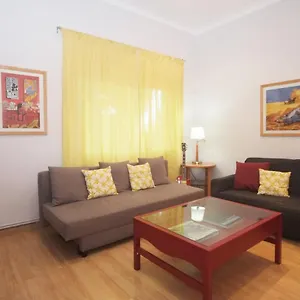Apartamento Lovely At Park Gueell, Barcelona