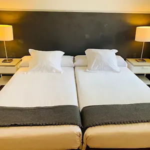Super Balmes Apartment
